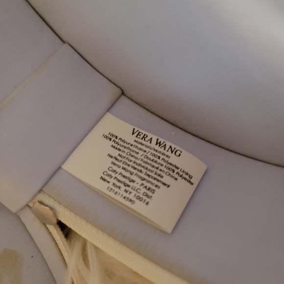 🤍Vera Wang Vanity Case🤍 - Picture 11 of 12